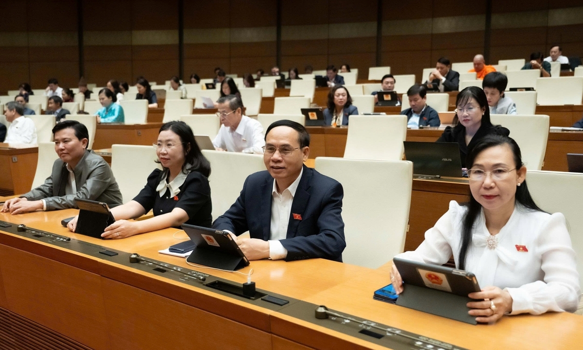 Quốc hội thông qua Nghị quyết thu hồi đất để phát triển kinh tế - xã hội