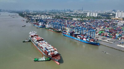 Xuất nhập khẩu nửa đầu tháng 1/2026 tăng mạnh, sản phẩm điện tử và linh kiện dẫn đầu