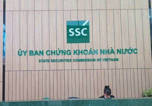 Đầu tư Tấn Hưng bị xử phạt vì chậm công bố thông tin