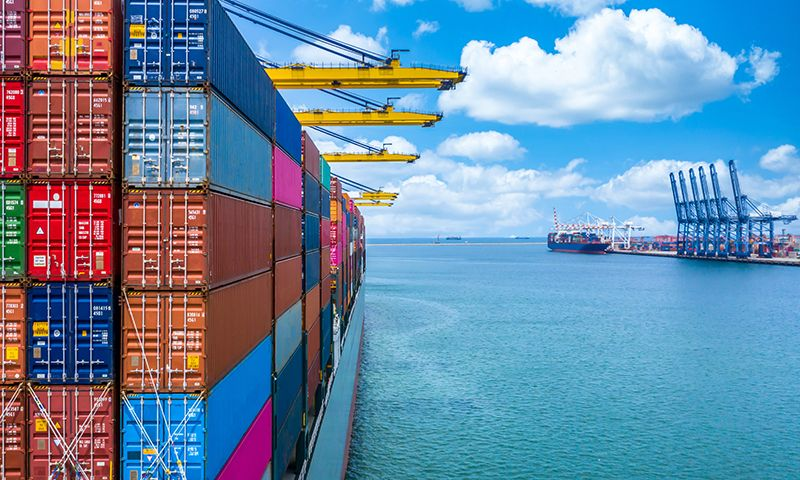 Xuất nhập khẩu 2026: Mục tiêu 16% và bài toán giá trị giữ lại