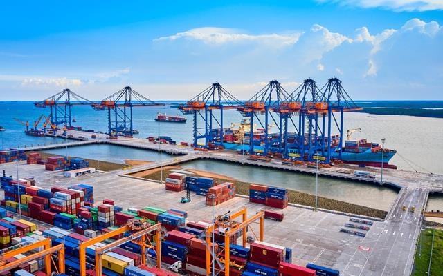 Tăng hơn 28% sau chưa đầy 2 tháng, cổ phiếu cảng biển đầu ngành hút mạnh dòng tiền