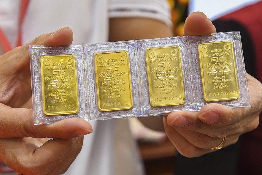 Giá vàng hôm nay 6/2: Đồng loạt "rơi tự do", vàng SJC mất mốc 178 triệu đồng