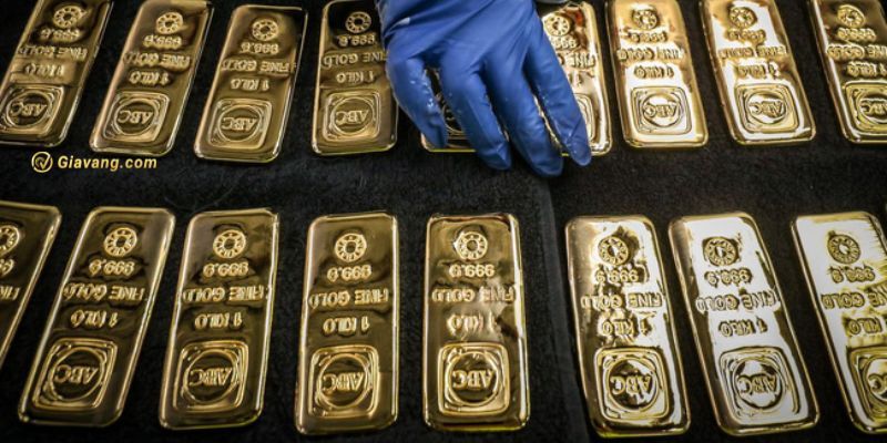 Dòng tiền quay lại kim loại, vàng và bạc bật tăng