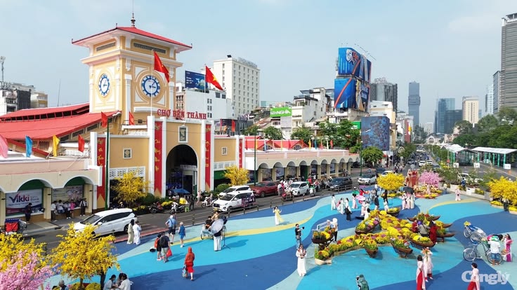 TP HCM thu 12.150 tỉ đồng du lịch trong 9 ngày Tết 2026