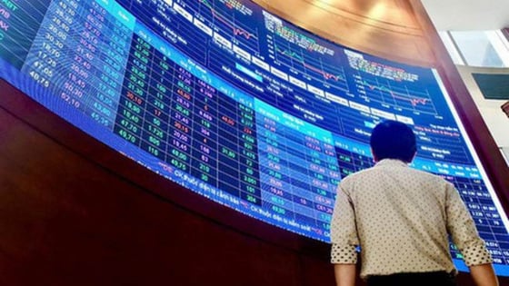 VN-Index vượt 1.800 điểm, vì sao nhiều tài khoản vẫn lỗ?