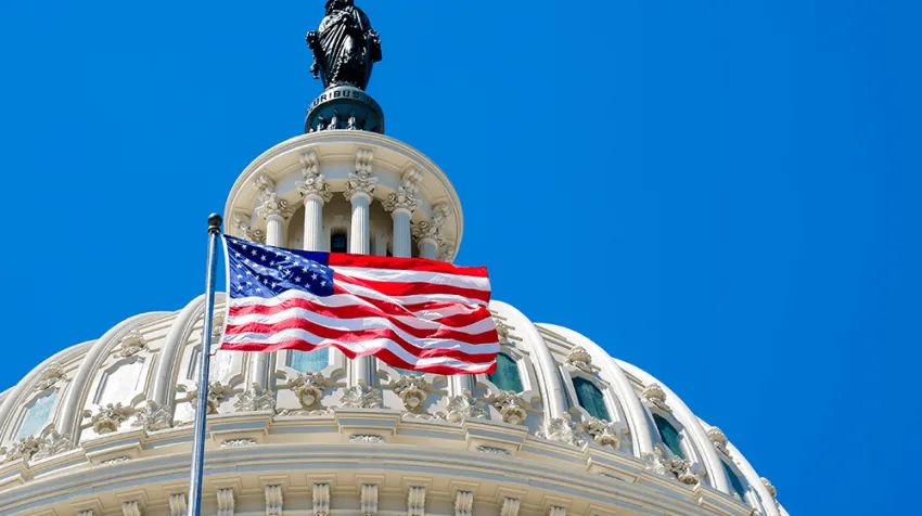 Mỹ đối mặt hoàn trả hơn 130 tỷ USD thuế quan sau phán quyết của tòa