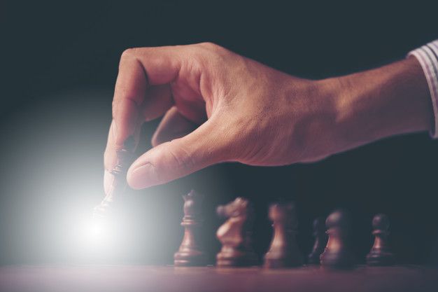 Thị trường rung lắc, loạt doanh nghiệp bắt đầu giao dịch cổ phiếu lớn