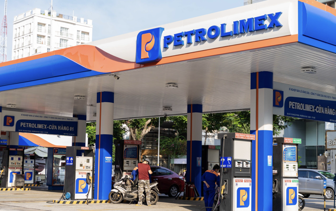 Petrolimex: Sẵn sàng hy sinh lợi nhuận để đảm bảo nguồn cung xăng dầu