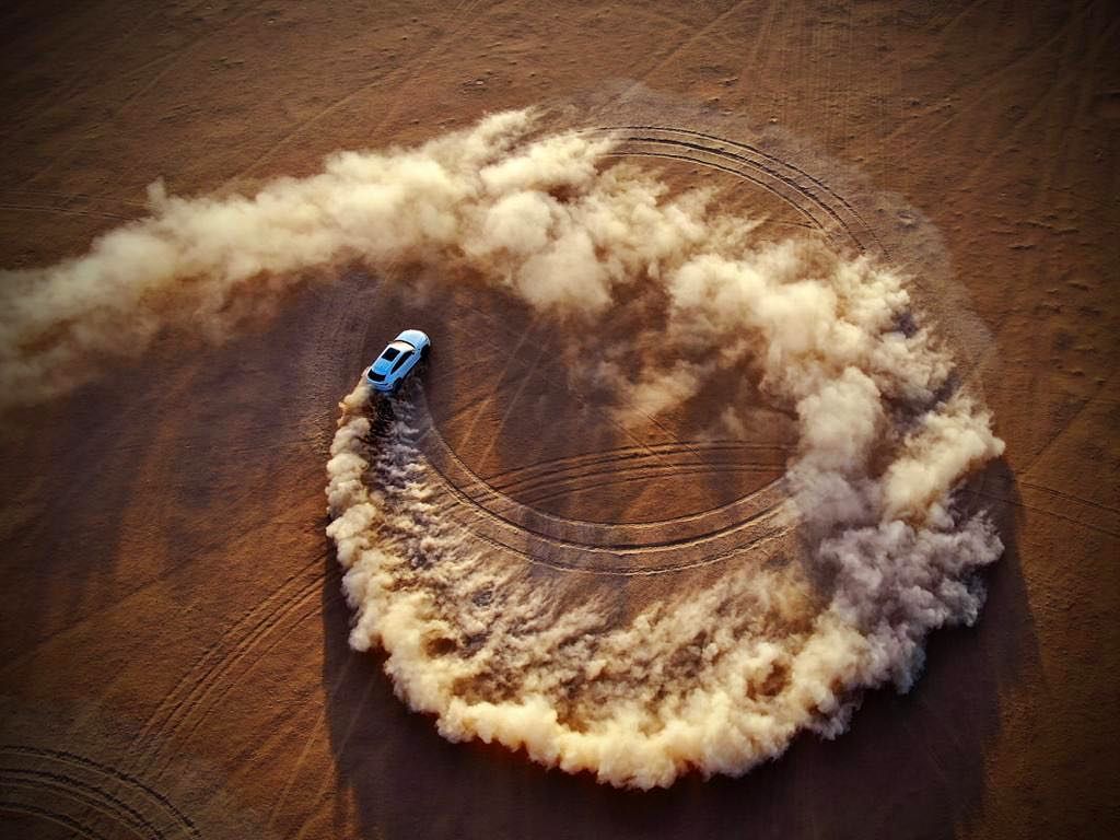 Câu chuyện dầu chưa hạ nhiệt, cổ phiếu đã quay đầu