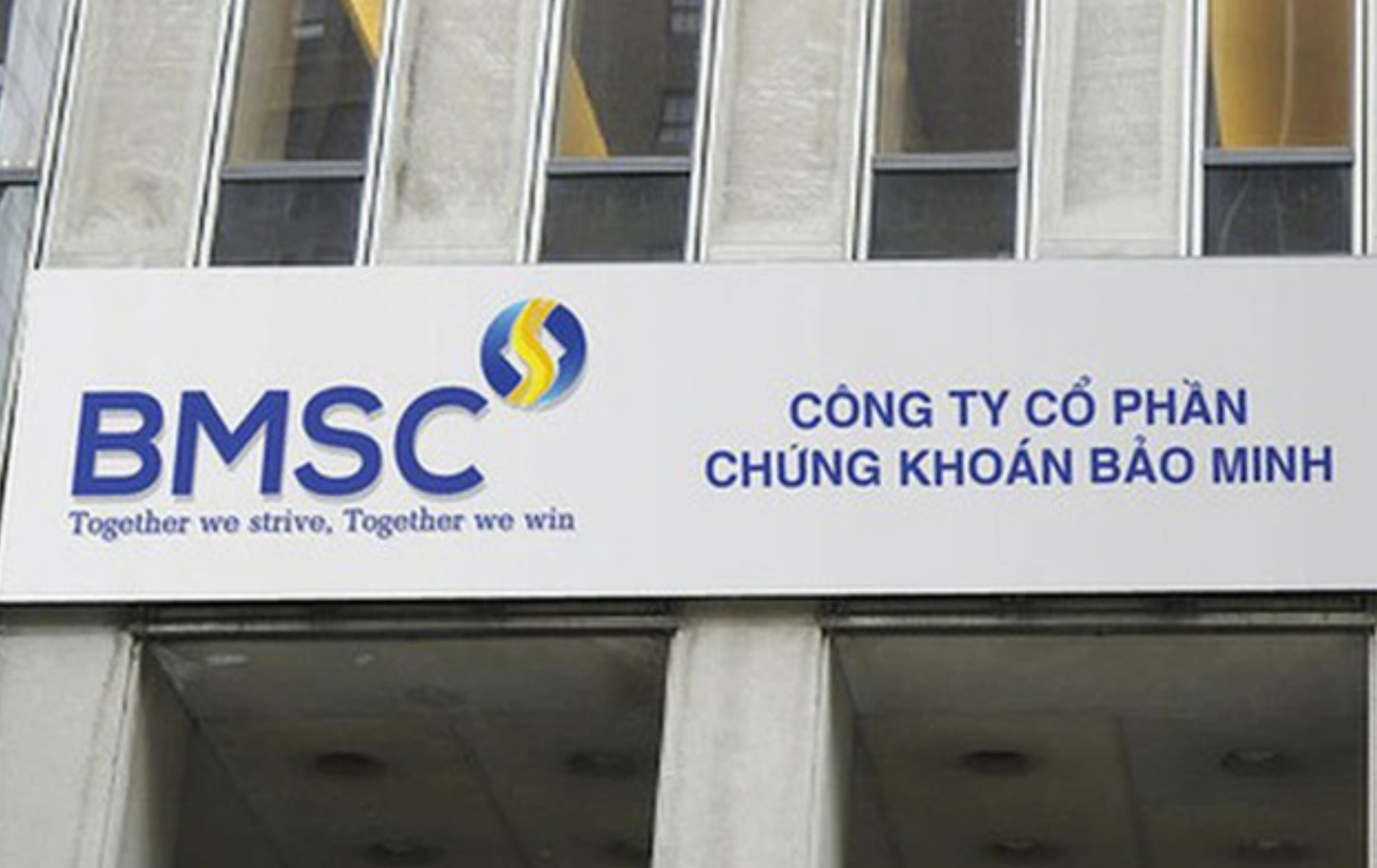 Chứng khoán Bảo Minh chuẩn bị niêm yết cổ phiếu quy mô hơn 2.000 tỷ - Ảnh 1