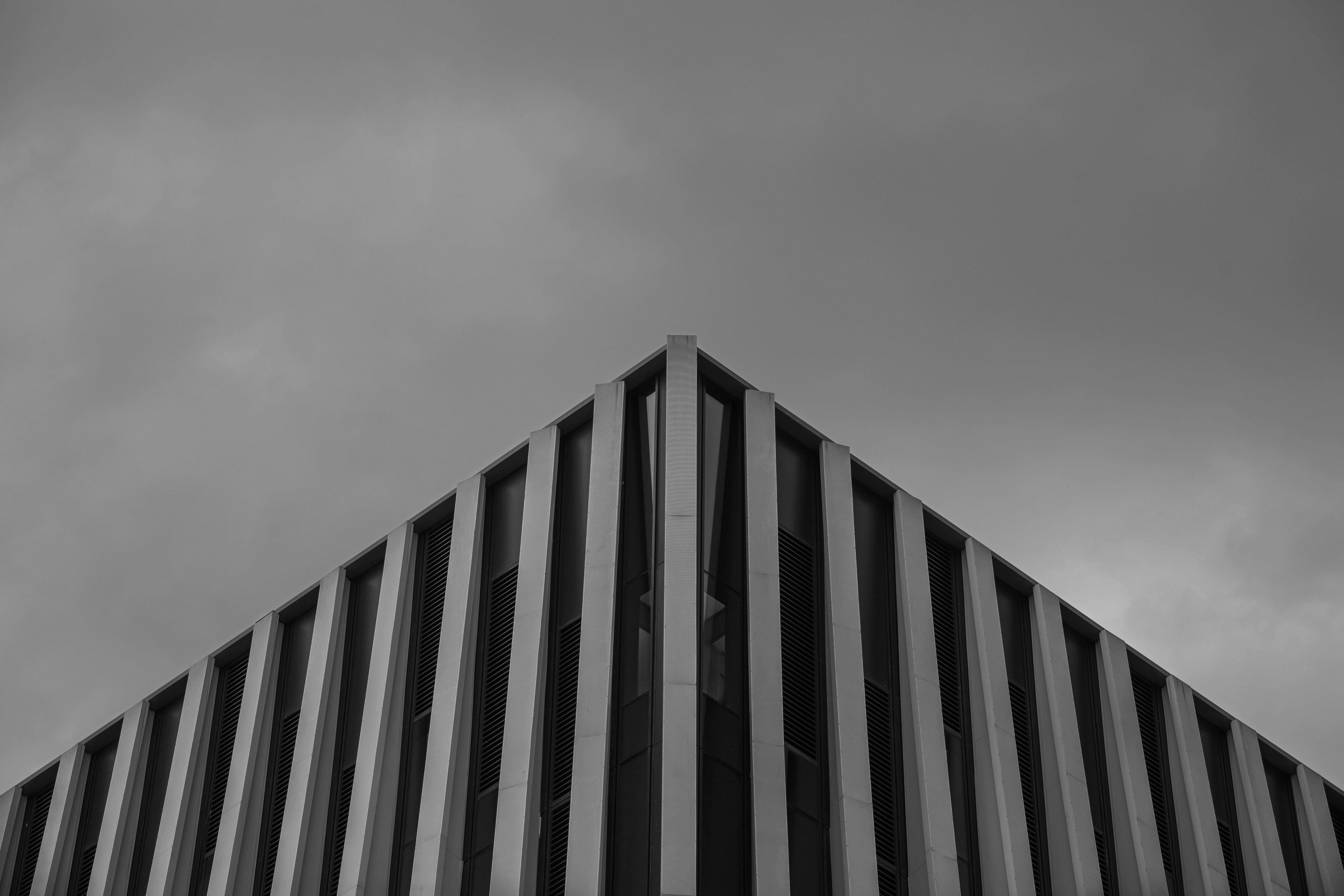 IFRS từ 2026: Lợi nhuận nhiều doanh nghiệp có thể ‘đổi màu