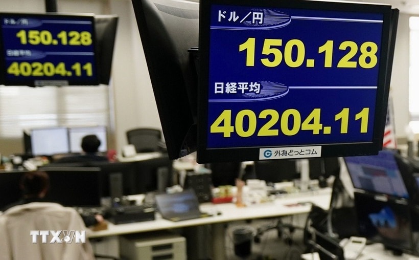 Chứng khoán châu Á đi ngang khi giá dầu duy trì ở mức cao