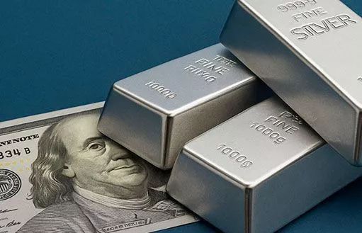 Giá bạc bật tăng khi USD suy yếu, nhà đầu tư săn cơ hội