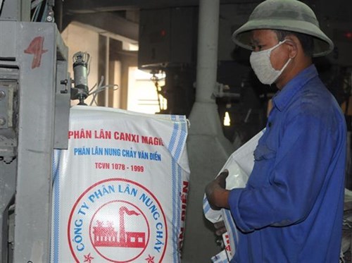 Chậm giải trình ý kiến kiểm toán, một doanh nghiệp bị HoSE “tuýt còi”