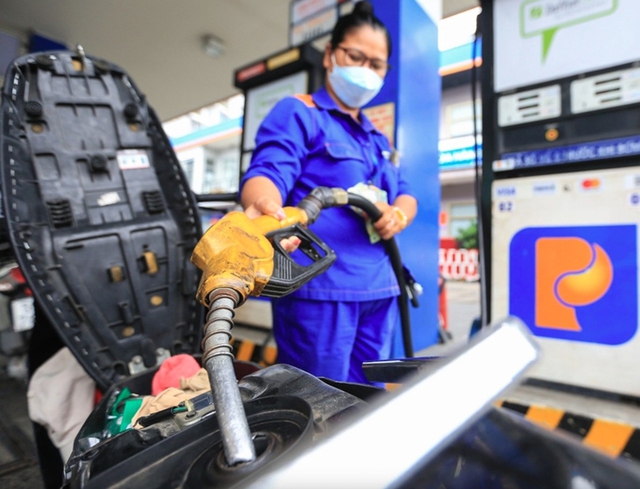 Số dư Quỹ Bình ổn giá xăng dầu đến hết năm 2025 là gần 5.612 tỷ đồng- Ảnh 1. Số dư Quỹ Bình ổn giá xăng dầu đến hết năm 2025 là gần 5.612 tỷ đồng- Ảnh 1.