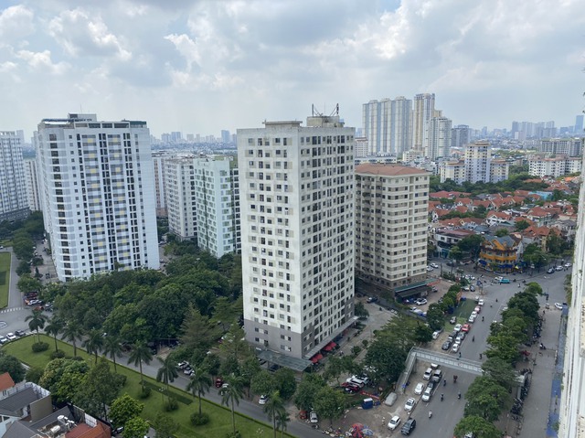 Bộ Xây dựng đề xuất tăng mức thu nhập tối đa để được mua nhà ở xã hội- Ảnh 1.