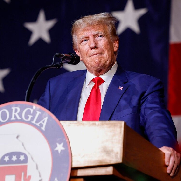 Trump tuyên bố “gần hoàn thành mục tiêu Iran”: Giá dầu đứng ngồi không yên