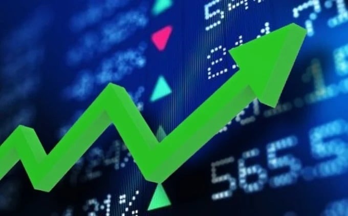 VN-Index bật tăng gần 3%, cổ phiếu vừa và nhỏ dẫn sóng