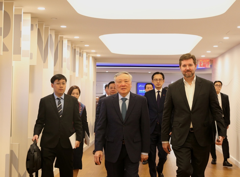 Tín hiệu cực nóng: Doanh nghiệp Việt lọt “tầm ngắm” của 2 sàn chứng khoán lớn của Mỹ