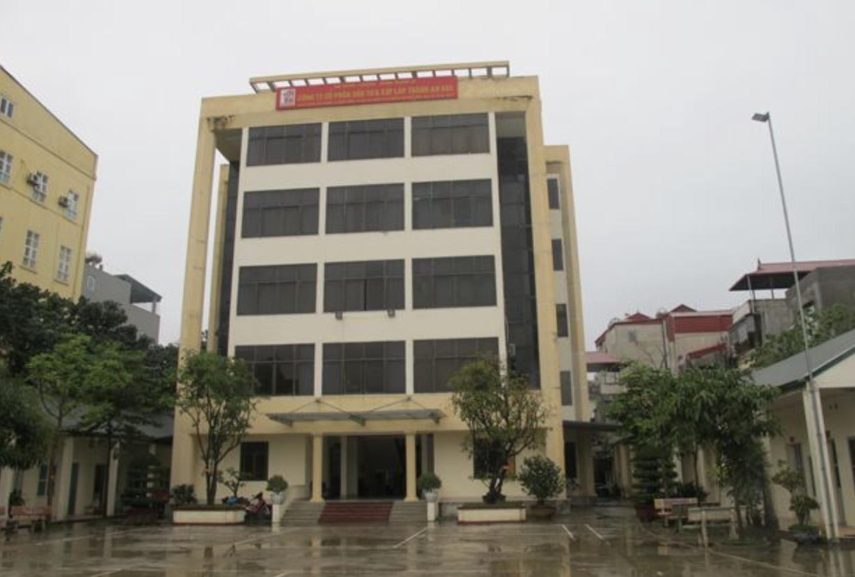 Đang tại vị HĐQT, một lãnh đạo trên sàn chứng khoán xin nghỉ để khoác áo lính