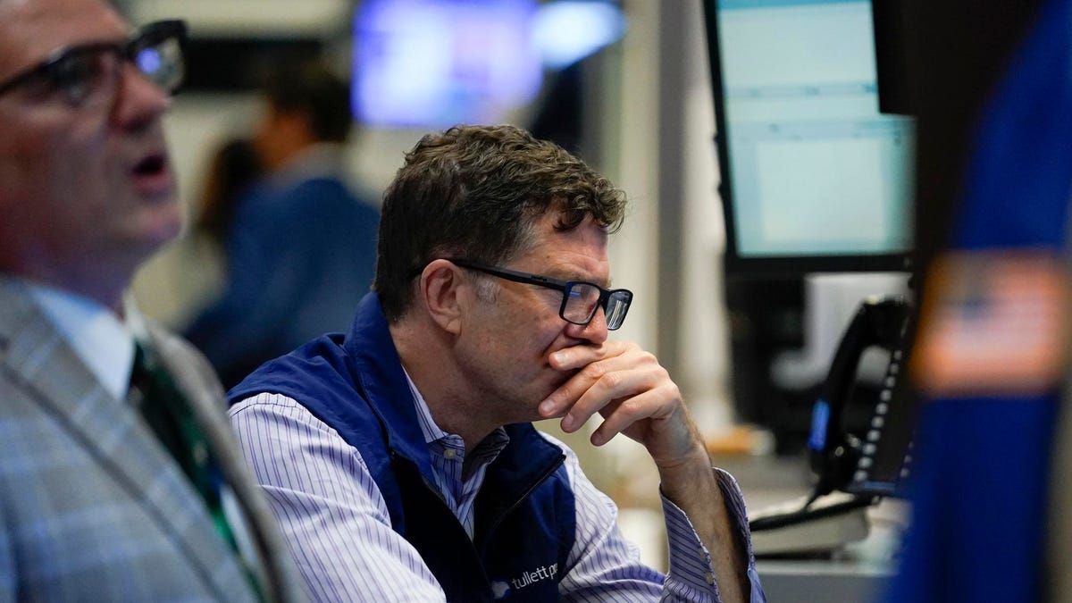 Mỹ - Iran phát tín hiệu trái chiều, thị trường tài chính giằng co giữa hai kịch bản