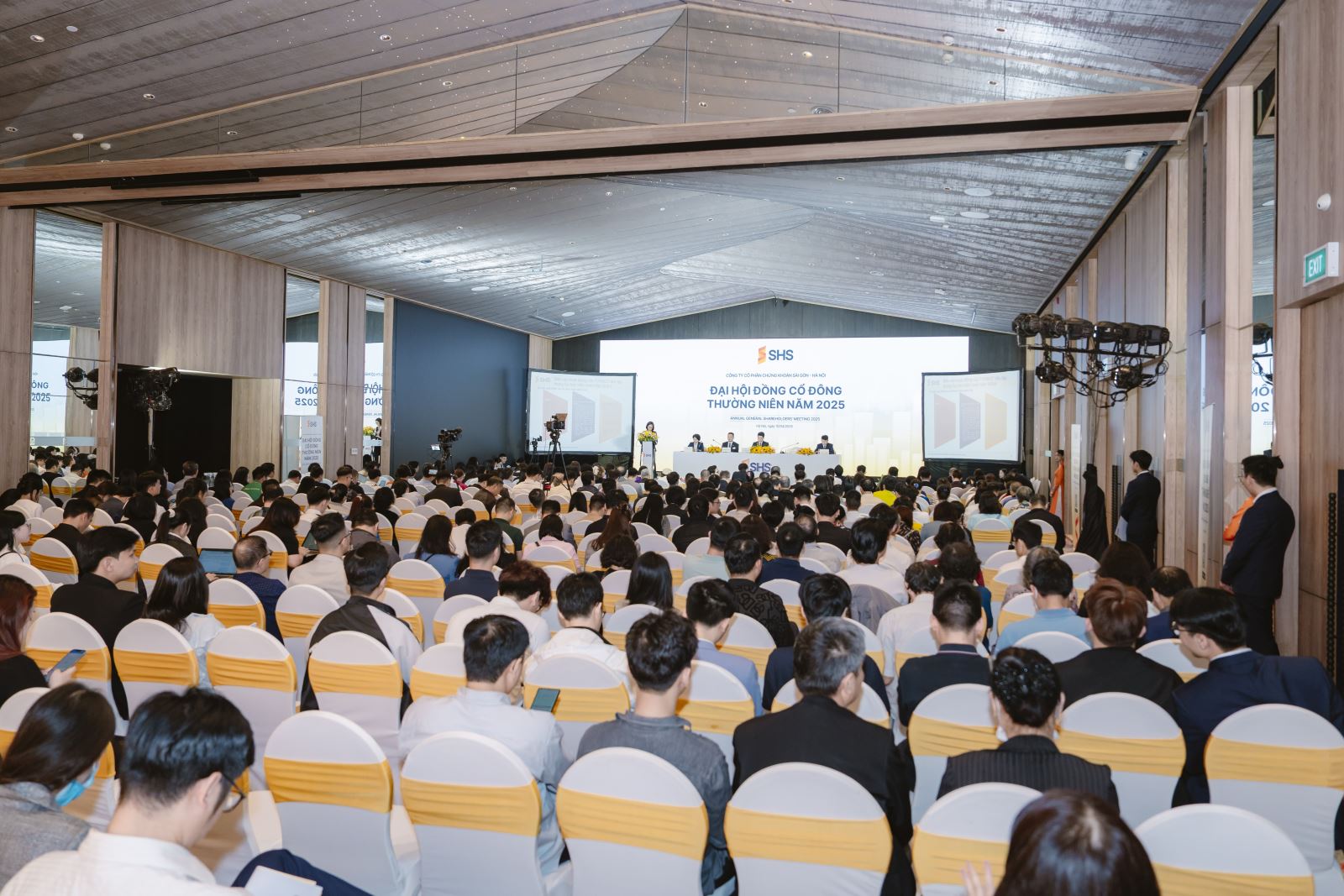 SHB “bơm” hơn 10.000 tỷ, tham vọng vào top 4 ngân hàng tư nhân