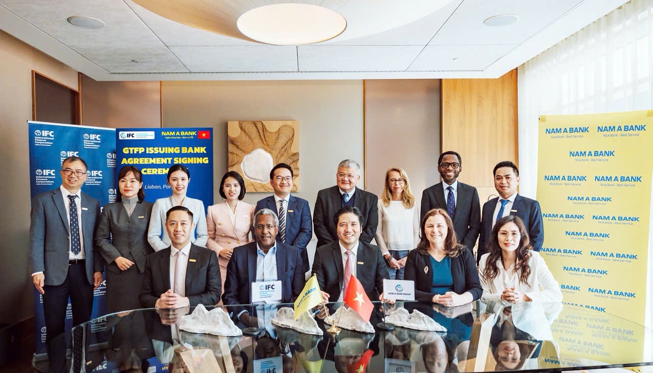 Hình 5 - Ký két IFC