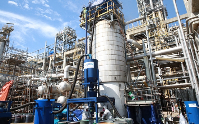 VCBS dự báo gây chú ý: Dầu khí vượt mặt loạt ngành lớn