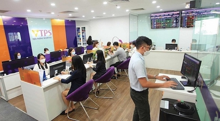 Chứng khoán Tiên Phong thông tin về việc nguyên chủ tịch bị khởi tố