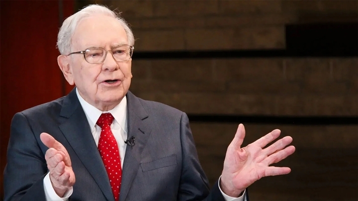 Warren Buffett cảnh báo rủi ro lan truyền trong hệ thống tài chính