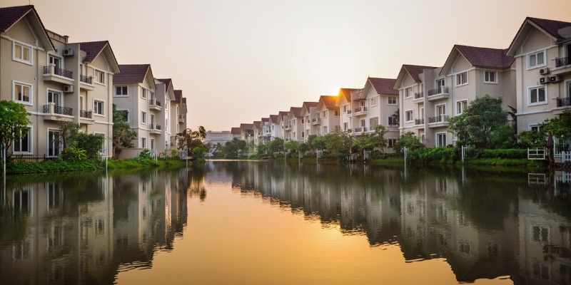 Lãi suất cao, vì sao nhà ở cao cấp TP HCM vẫn tăng giá?