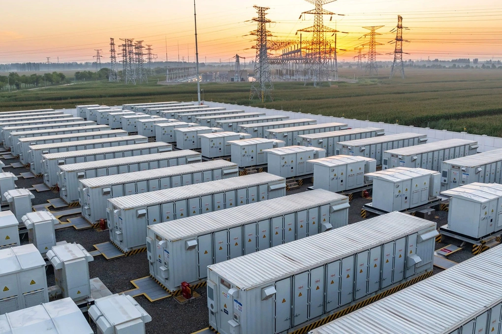 Căng thẳng Trung Đông thúc đẩy chuyển dịch năng lượng, thị trường pin hưởng lợi