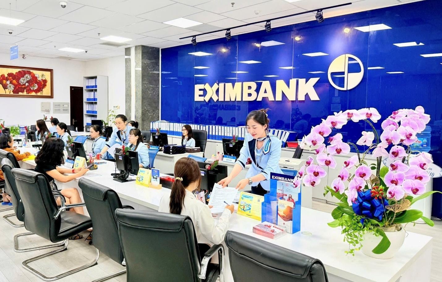 Eximbank gây bất ngờ: Hạ mạnh kế hoạch lợi nhuận, không chia cổ tức 2026