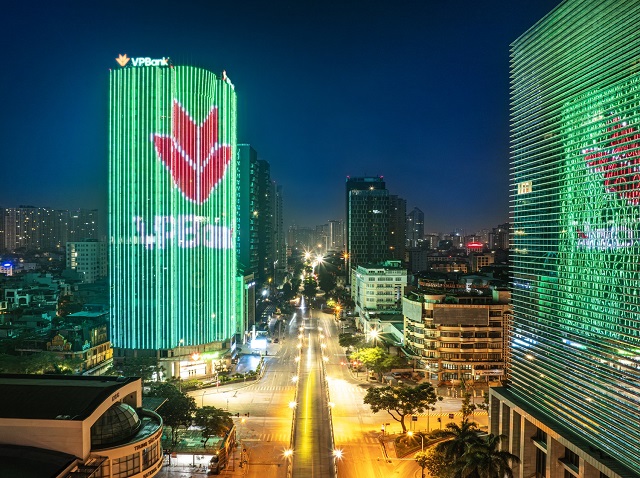 Tái định giá cổ phiếu VPB sau thương vụ IPO VPBankS | Vietstock