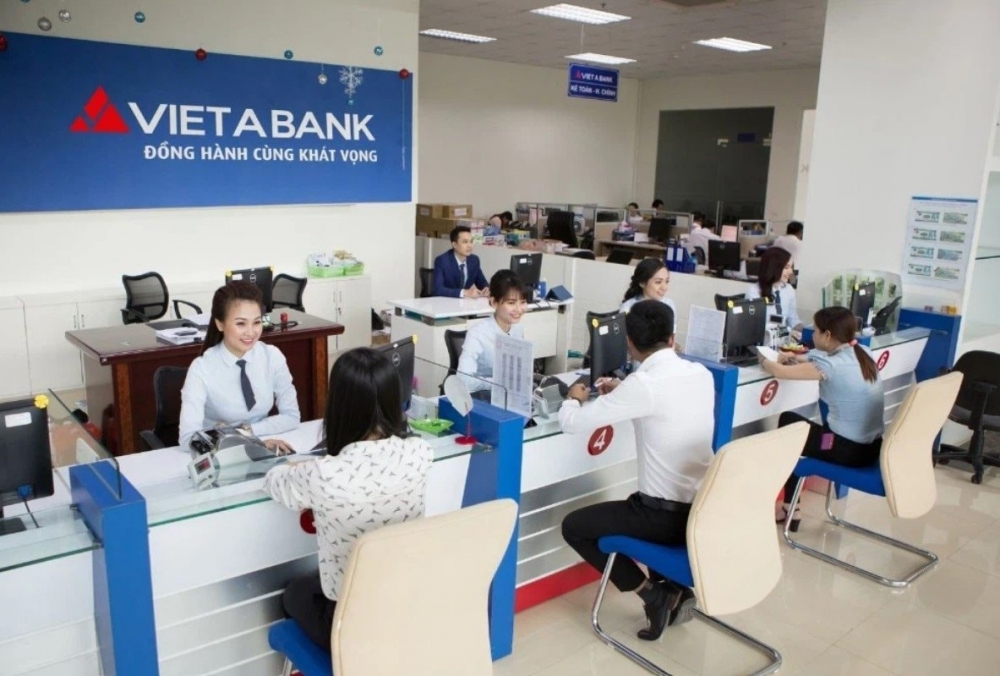 VietABank lãi tăng gần 40%, nhưng dòng tiền âm hàng nghìn tỷ