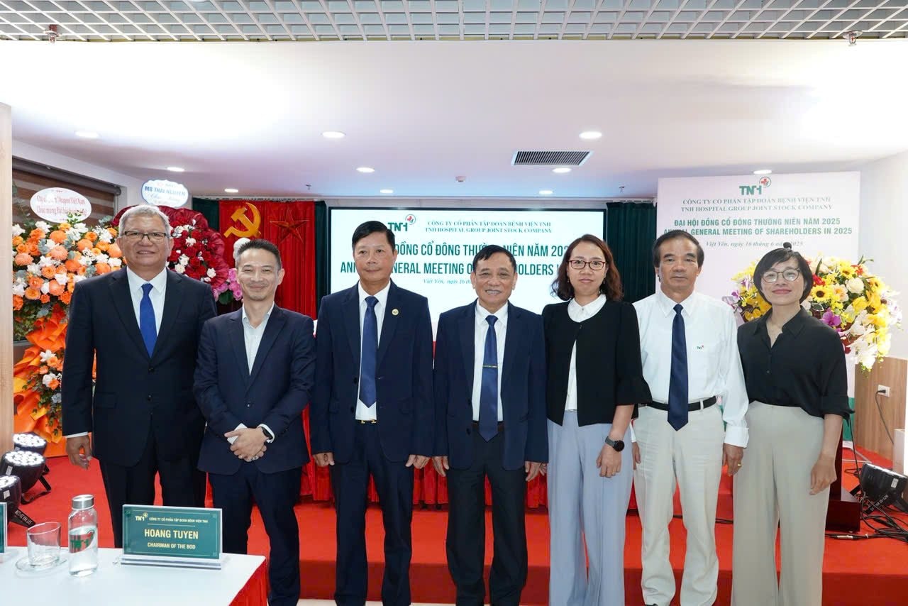 Tập đoàn Bệnh viện TNH bất ngờ thay “ghế nóng” Chủ tịch HĐQT sau 14 năm