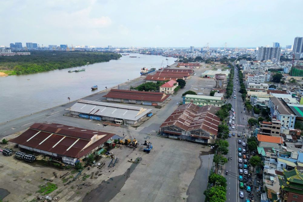 TP.HCM tăng tốc k&eacute;p: Vừa l&agrave;m đường sắt Bến Th&agrave;nh - Cần Giờ, vừa mở rộng Nguyễn Tất Th&agrave;nh - Ảnh 1