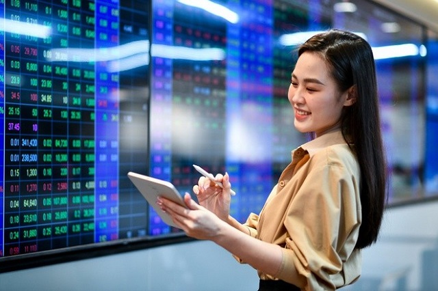 Sau tháng 4 bứt phá, chứng khoán tháng 5 có tiếp tục thăng hoa?