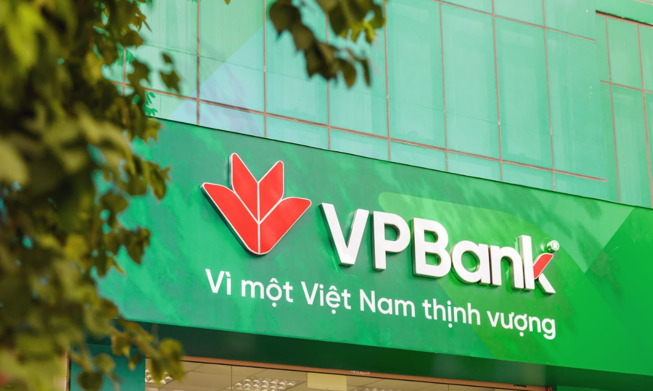 Thành viên HĐQT VPBank chi khoảng 840 tỷ đồng mua 30 triệu cổ phiếu VPB