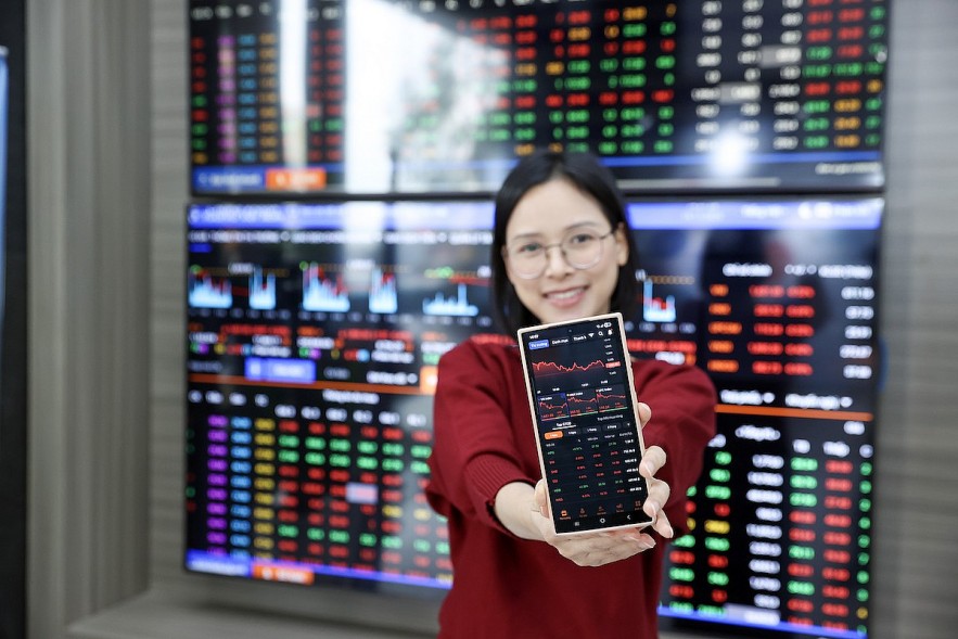 Chứng khoán phái sinh hạ nhiệt, giao dịch VN30 giảm hơn 21%