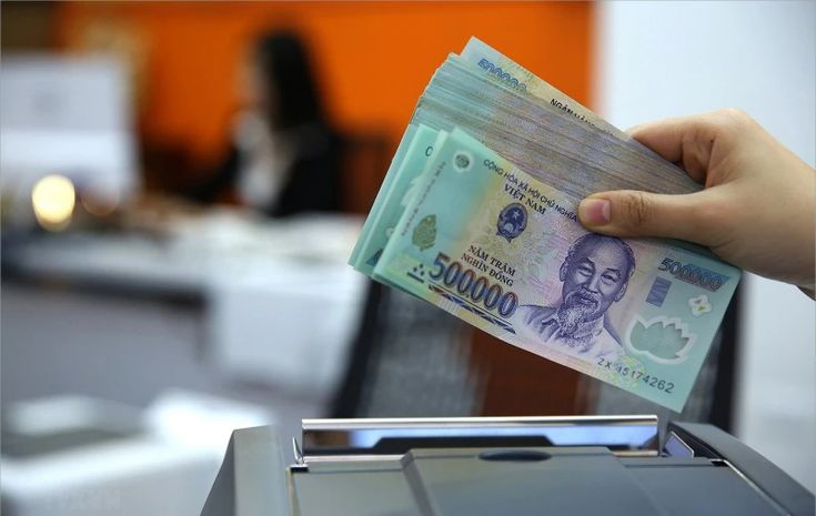 Cuộc đua giữ dòng tiền lớn khi nhiều ngân hàng vẫn trả lãi suất tới 10,7%.jpg
