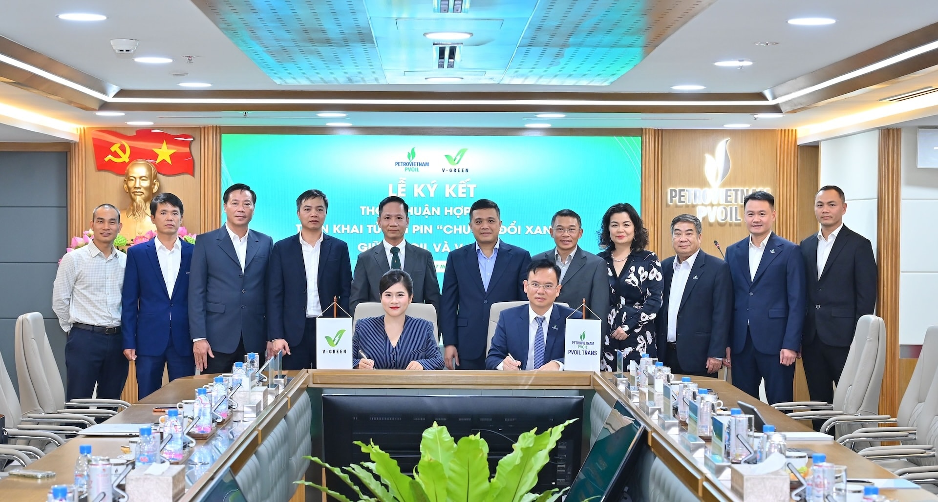 Hàng nghìn cây xăng của Petrolimex, PVOIL sắp trở thành trạm sạc xe điện