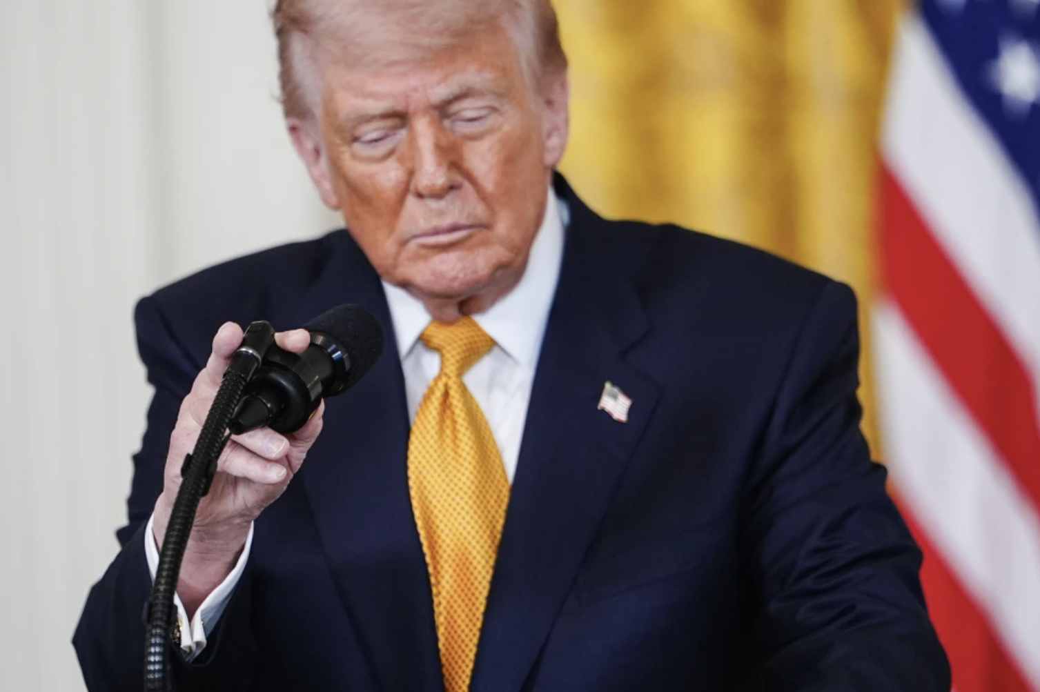Tòa án Mỹ bác bỏ mức thuế nhập khẩu 10% toàn cầu của ông Trump