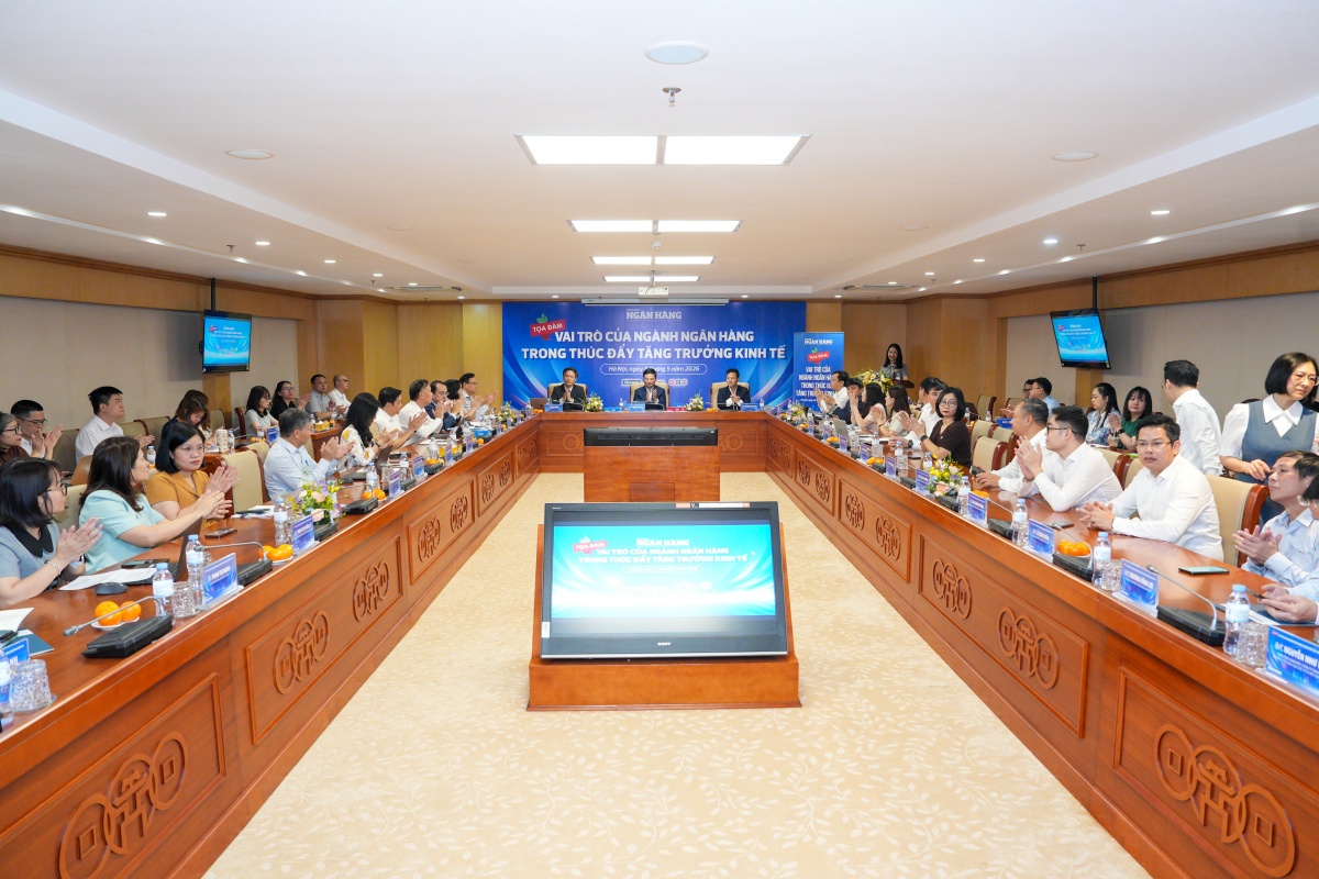 Ngành Ngân hàng chủ động triển khai các giải pháp hỗ trợ tăng trưởng kinh tế