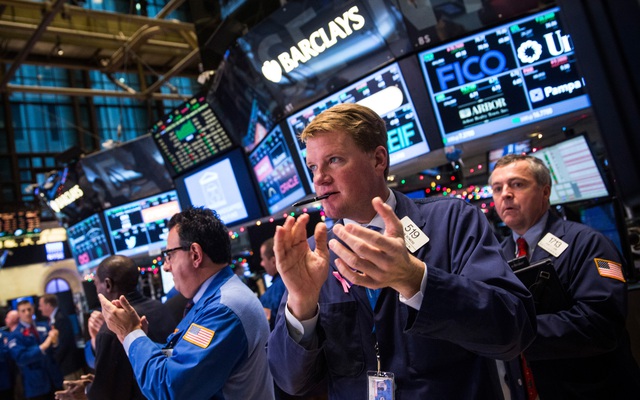 Phố Wall phớt lờ rủi ro Trung Đông, S&P 500 vẫn lập đỉnh lịch sử