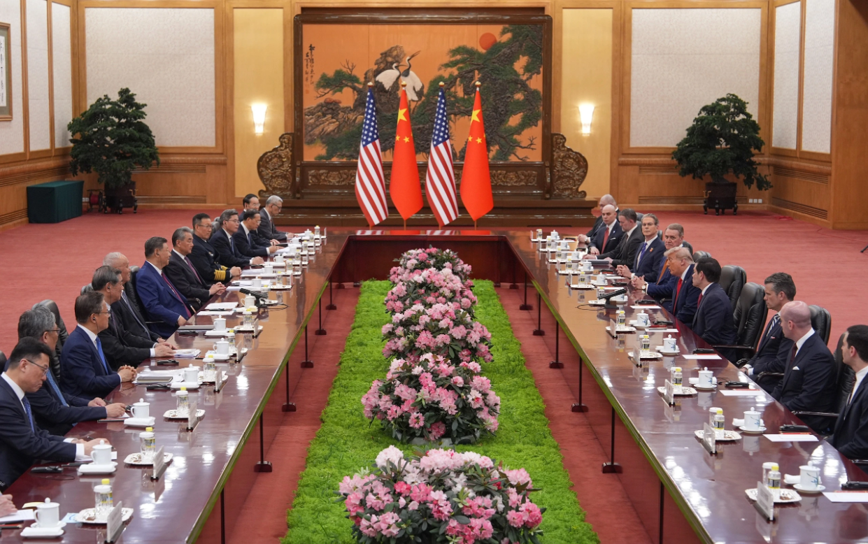 IMF đánh giá tích cực hội nghị Mỹ - Trung giữa lúc kinh tế toàn cầu tiến gần “kịch bản bất lợi”
