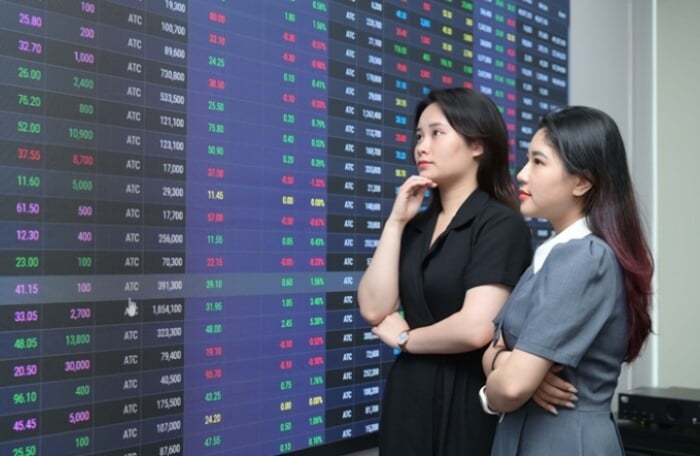 Chuyên gia Pinetree: VN-Index có thể sớm chạm mốc 2.000 điểm sau khi lập đỉnh lịch sử