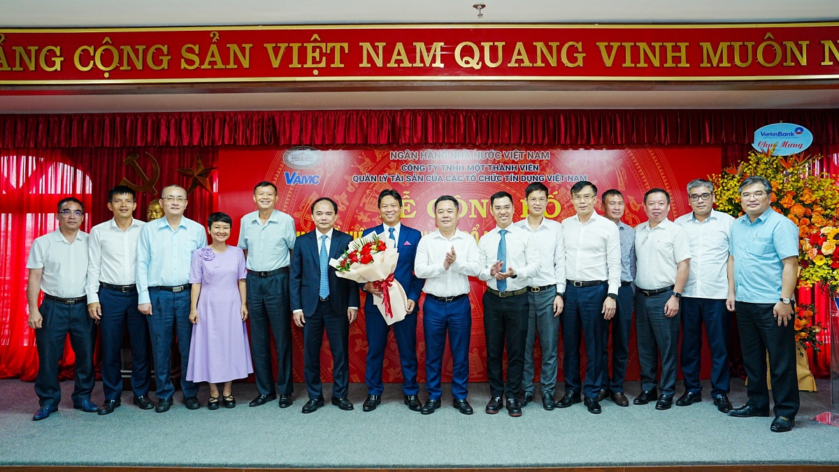 Bổ nhiệm ông Nguyễn Hoài Đức giữ chức vụ Phó Tổng Giám đốc VAMC