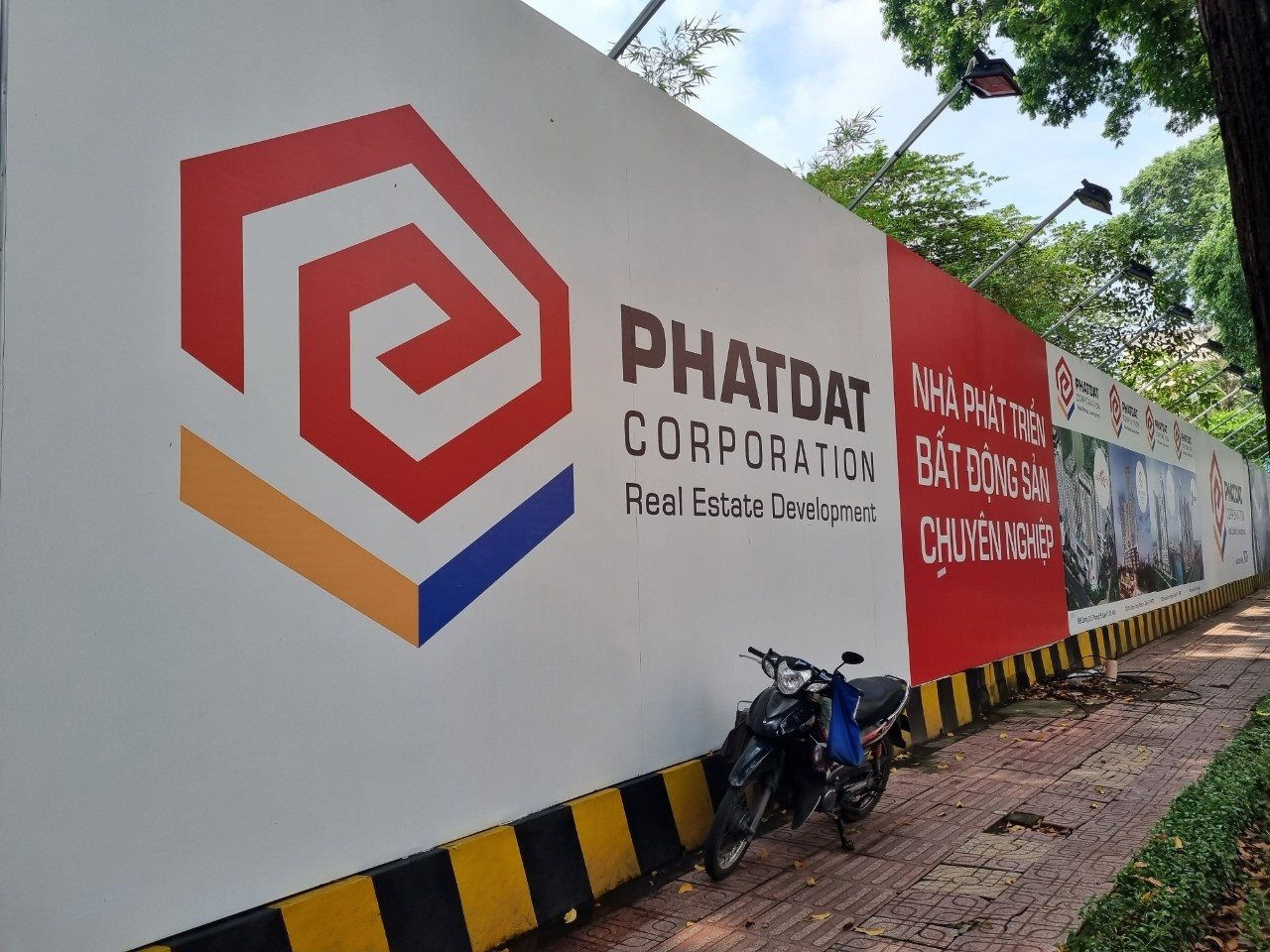 Phát Đạt sắp “xuống tiền” vào siêu dự án nào mà phải xin ý kiến cổ đông khẩn?