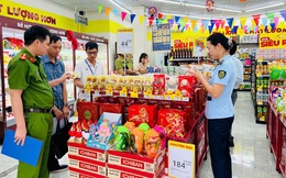 Hà Nội xử lý 245 vụ vi phạm an toàn thực phẩm trong tháng cao điểm